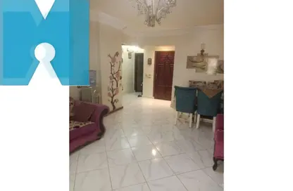 Apartment - 2 Bedrooms - 1 Bathroom for sale in 10th District - Sheikh Zayed City - Giza