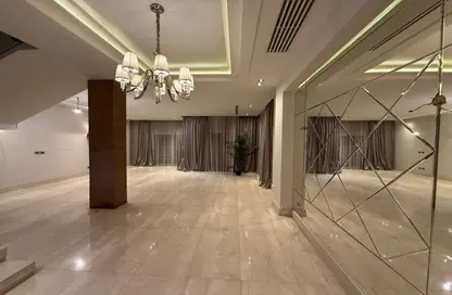 تاون هاوس - 4 غرف نوم - 4 حمامات للايجار في زايد ديونز - الحي السادس - الشيخ زايد - الجيزة