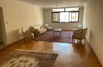 شقة - 3 غرف نوم - 2 حمامات للبيع في شارع النزهه - ارض الجولف - مصر الجديدة - القاهرة