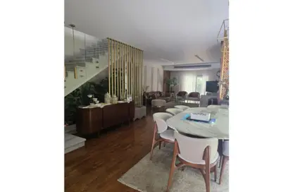 أي فيلا - 3 غرف نوم - 3 حمامات للايجار في ماونتن فيو تشيل اوت بارك - التوسعات الشمالية - مدينة 6 أكتوبر - الجيزة