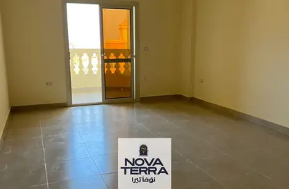 Apartment - 5 Bedrooms - 3 Bathrooms for rent in West Somid - 6 October City - Giza