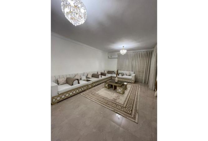 8060558 - Property Image 2