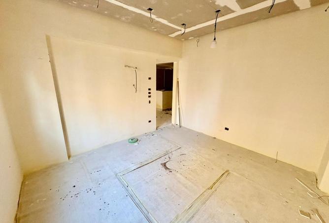 8409218 - Property Image 2