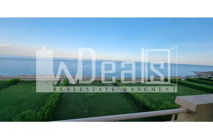 منزل مزدوج - 3 غرف نوم - 3 حمامات للبيع في تلال السخنة - العين السخنة - السويس