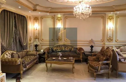فيلا - 4 غرف نوم - 4 حمامات للبيع في رويال سيتي - كمبوندات الشيخ زايد - الشيخ زايد - الجيزة