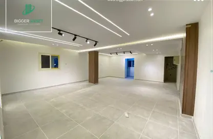 Office Space - Studio - 3 Bathrooms for rent in Street 266 - New Maadi - Hay El Maadi - Cairo