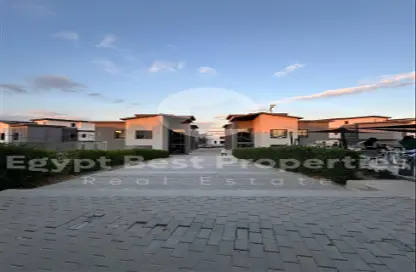 Apartment - 2 Bedrooms - 2 Bathrooms for sale in Mountain View iCity - 5th Settlement Compounds - The 5th Settlement - New Cairo City - Cairo