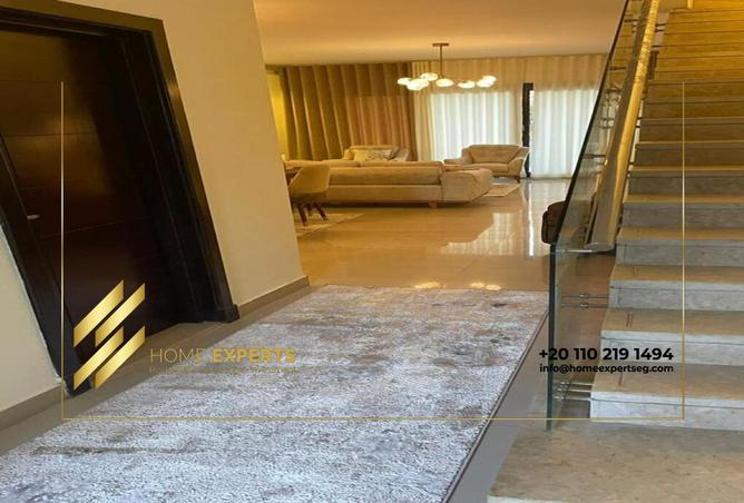 8310380 - Property Image 2