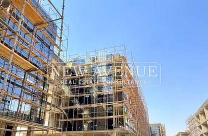 مساحات مكتبية - استوديو - 2 حمامات للبيع في ايست ماين القاهرة الجديدة - كمبوندات التجمع الخامس - التجمع الخامس - مدينة القاهرة الجديدة - القاهرة