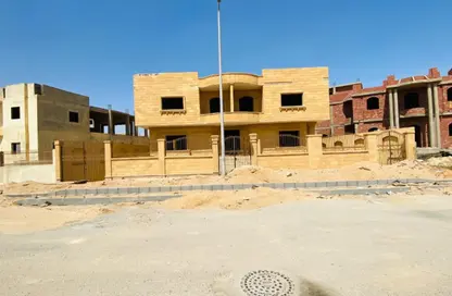 Villa - 7+ Bedrooms - 7+ Bathrooms for sale in El Motamayez District - Badr City - Cairo