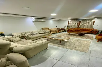 Apartment - 3 Bedrooms - 2 Bathrooms for sale in Nasr City - Cairo