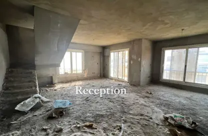 Penthouse - 4 Bedrooms - 3 Bathrooms for sale in Stone Residence - 5th Settlement Compounds - The 5th Settlement - New Cairo City - Cairo