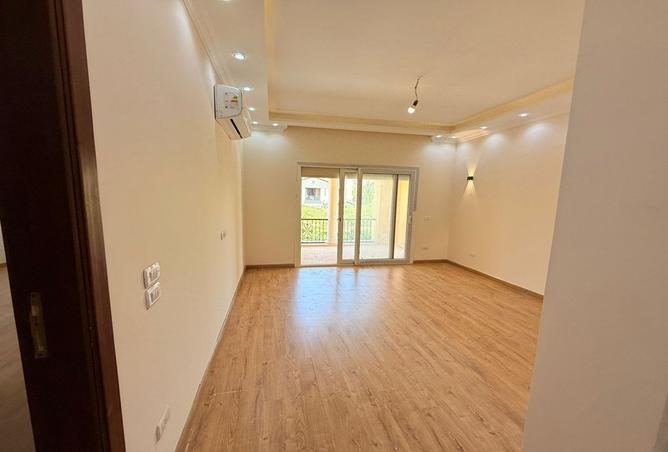 8304998 - Property Image 2