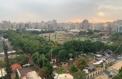 شقة - 3 غرف نوم - 2 حمامات للايجار في شارع مكه - الدقي - الجيزة