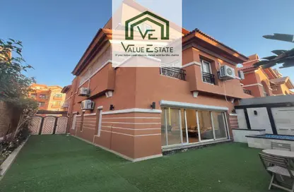 Twin House - 6 Bedrooms - 7+ Bathrooms for sale in Green 3 - 2nd District - Sheikh Zayed City - Giza