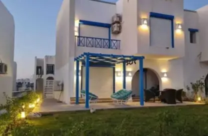 منزل مزدوج - 4 غرف نوم - 3 حمامات للبيع في لافيستا كاسكادا - العلمين - الساحل الشمالي