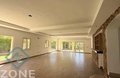 Villa - 3 Bedrooms - 3 Bathrooms for sale in Privado - Madinaty - Cairo