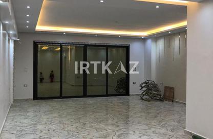 Apartment - 3 Bedrooms - 3 Bathrooms for sale in Midtown - South Investors Area - New Cairo City - Cairo