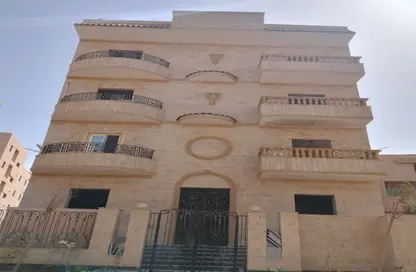 Apartment - 3 Bedrooms - 2 Bathrooms for sale in American University Housing District - 5th Settlement Compounds - The 5th Settlement - New Cairo City - Cairo