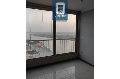 Apartment - 4 Bedrooms - 2 Bathrooms for sale in Cornish El Nile St. - Maadi - Hay El Maadi - Cairo
