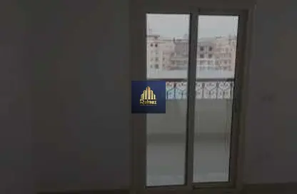 شقة - 3 غرف نوم - 2 حمامات للايجار في الهضبة الوسطي - المقطم - القاهرة