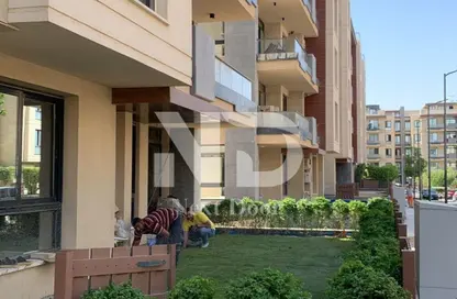 Apartment - 2 Bedrooms - 2 Bathrooms for sale in Azad - 5th Settlement Compounds - The 5th Settlement - New Cairo City - Cairo
