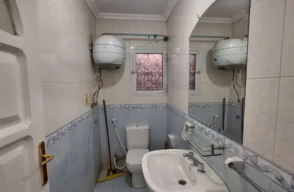 Apartment - 2 Bedrooms - 2 Bathrooms for rent in Al Nasr Road - El Estad - Nasr City - Cairo