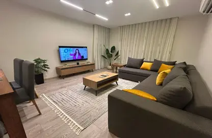 Apartment - 3 Bedrooms - 2 Bathrooms for rent in El Rehab Extension - Al Rehab - New Cairo City - Cairo
