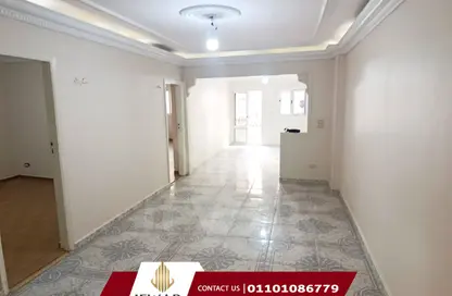 شقة - 2 غرف نوم - 1 حمام للبيع في شارع محمود العيسوي - ميامي - حي اول المنتزة - الاسكندرية شقة - 2 غرف نوم - 1 حمام للبيع في شارع محمود العيسوي - ميامي - حي اول المنتزة - الاسكندرية