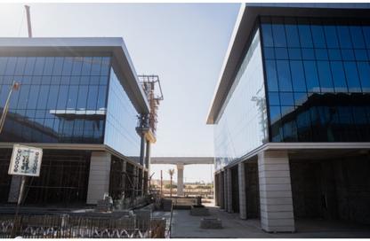 Office Space - Studio - 1 Bathroom for sale in Golden Gate - South Teseen St. - The 5th Settlement - New Cairo City - Cairo