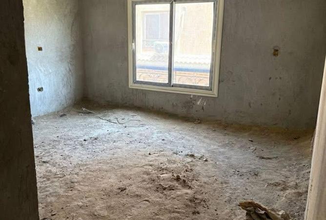 8040591 - Property Image 2