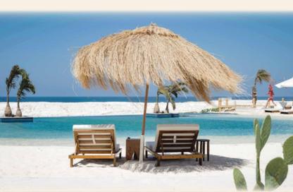 Chalet - 2 Bedrooms - 3 Bathrooms for sale in Ramla Lakeside - Qesm Ad Dabaah - North Coast