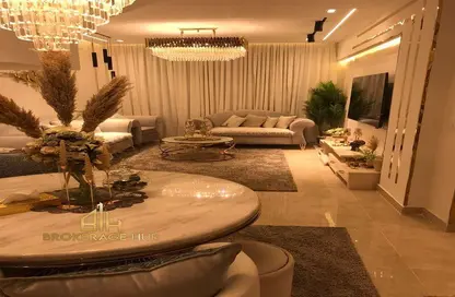 Penthouse - 3 Bedrooms - 3 Bathrooms for sale in Moon Residences - Fifth Square - The 5th Settlement - New Cairo City - Cairo