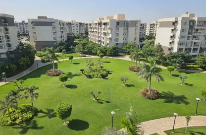 Apartment - 3 Bedrooms - 3 Bathrooms for sale in Privado - Madinaty - Cairo