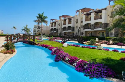 Apartment - 2 Bedrooms - 1 Bathroom for sale in Blue Blue - Al Ain Al Sokhna - Suez