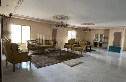 شقة - 4 غرف نوم - 3 حمامات للبيع في المنطقة السياحية الرابعة - المنطقة السياحية - الحي المتميز - مدينة 6 أكتوبر - الجيزة