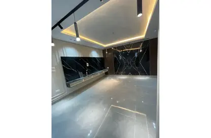 مساحات مكتبية - استوديو - 3 حمامات للايجار في شارع عمر بن الخطاب - الماظة - مصر الجديدة - القاهرة