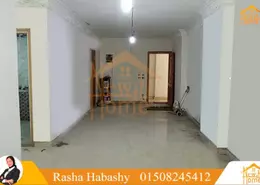 Apartment - 3 Bedrooms - 1 Bathroom for sale in Ibrahim Rady St. - Bolkly - Hay Sharq - Alexandria