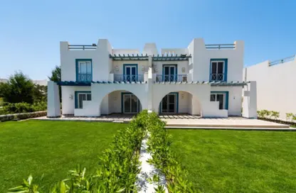 Chalet - 2 Bedrooms - 2 Bathrooms for sale in Hacienda West - Ras Al Hekma - North Coast