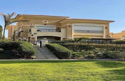 Villa - 4 Bedrooms - 5 Bathrooms for sale in Stone Park - 5th Settlement Compounds - The 5th Settlement - New Cairo City - Cairo