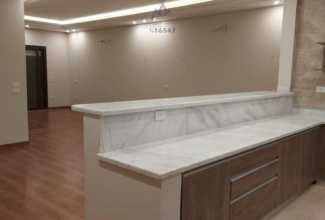 8221108 - Property Image 2