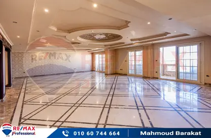 Apartment - 4 Bedrooms - 3 Bathrooms for sale in Zaki Ragab St. - Smouha - Hay Sharq - Alexandria