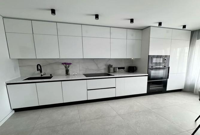 8032075 - Property Image 3