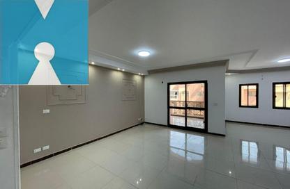 Apartment - 3 Bedrooms - 3 Bathrooms for sale in Hay El Ashgar - Al Wahat Road - 6 October City - Giza