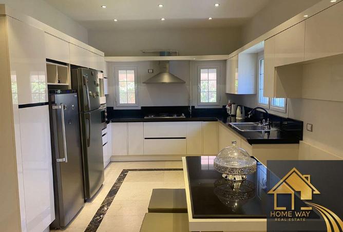 8106076 - Property Image 3
