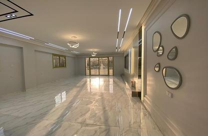 Apartment - 3 Bedrooms - 2 Bathrooms for sale in Gate 1 - Khofo - Hadayek El Ahram - Giza