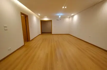 Apartment - 2 Bedrooms - 3 Bathrooms for rent in October Plaza - 6 October Compounds - 6 October City - Giza