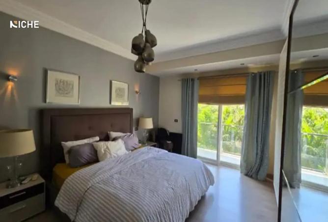 8048301 - Property Image 3