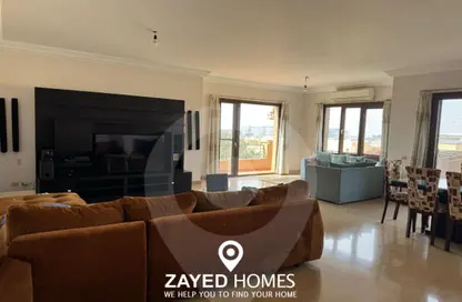 (بنتهاوس  (روف - 4 غرف نوم - 4 حمامات للبيع في كازا - كمبوندات الشيخ زايد - الشيخ زايد - الجيزة