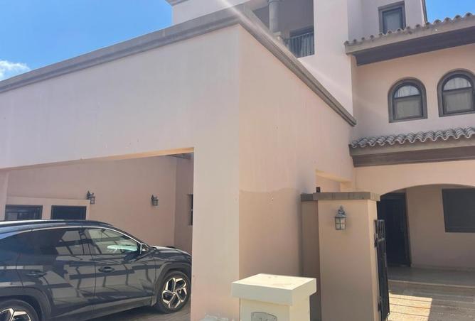 8242596 - Property Image 2